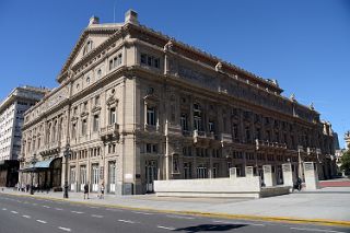 01 Teatro Colon On Avenida 9 de Julio Avenue Buenos Aires.jpg